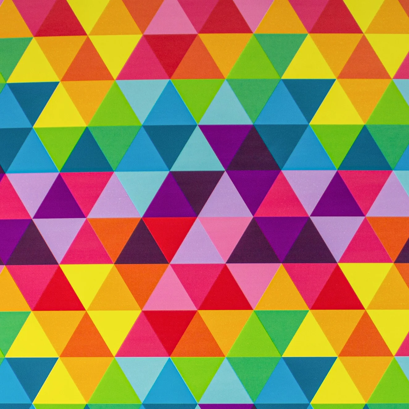 24" x 417 Feet Bright Triangle Super Gloss Half Ream Gift Wrap