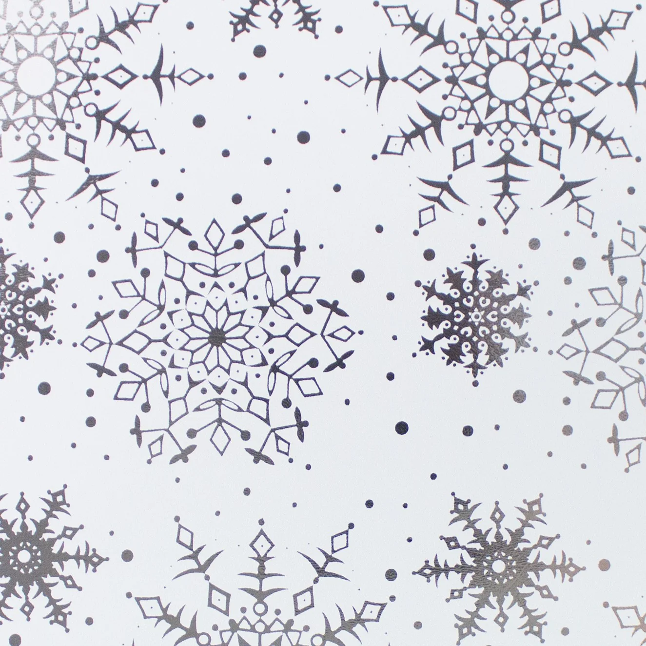 24" x 417 Feet White Snowflakes Half Ream Gift Wrap